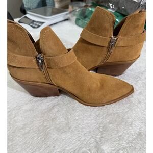 Dolce Vita Suede Western Ankle Boots Camel Pointed Toe Size 7 Block Heel New
